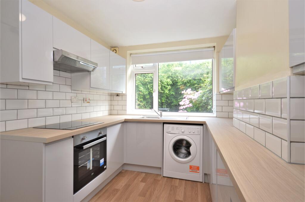 House in Brighton, Round Hill - View 4