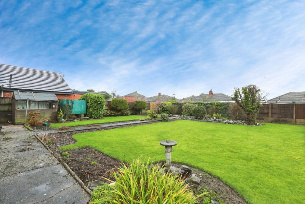 Valley Road, Crewe, Cheshire, CW2 image 3