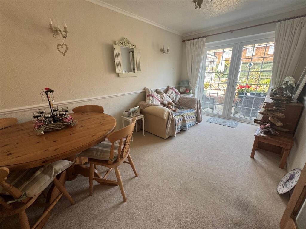 House in Southend-on-Sea - View 5