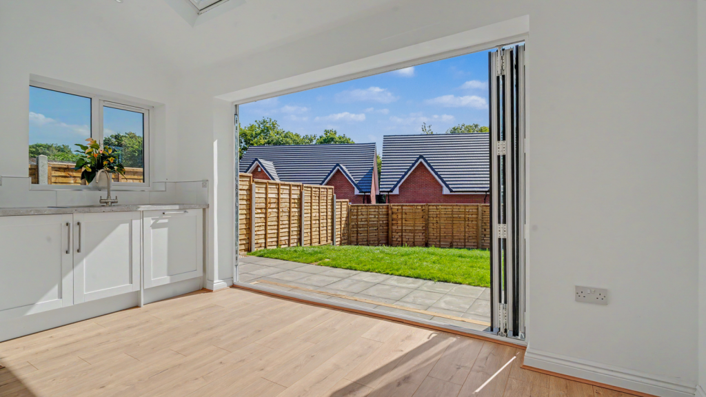 Lanchester Road, Birmingham, B38 9AG photo 4