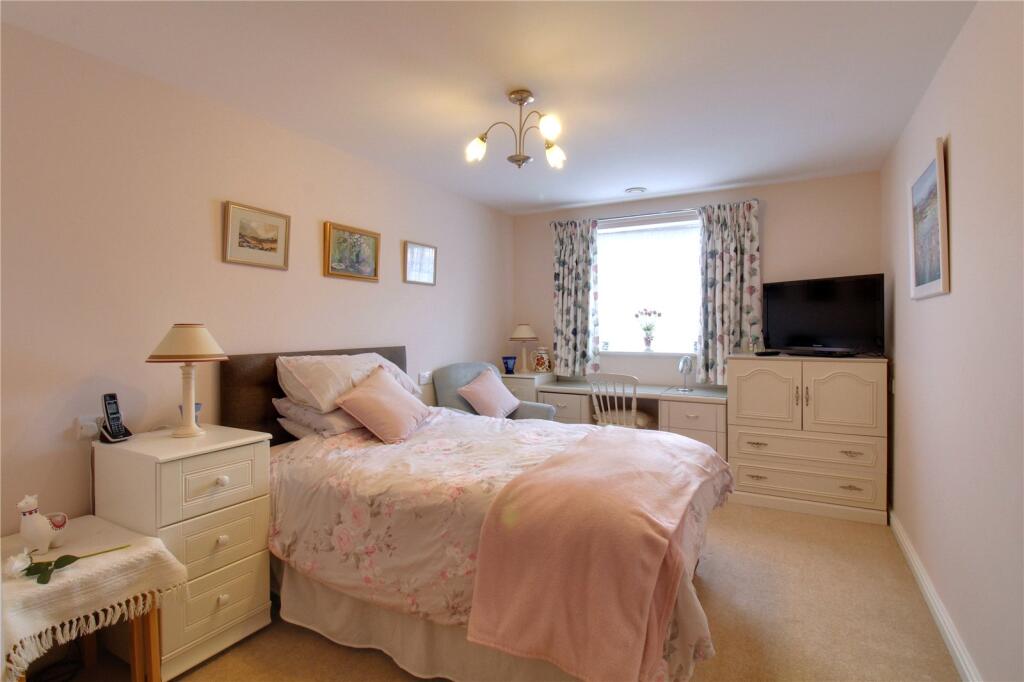 New Road, Basingstoke, Hampshire, RG21 photo 4