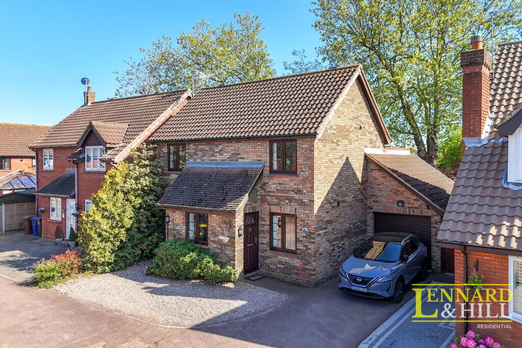 Main image of property: Northfields, Grays, RM17 5TN