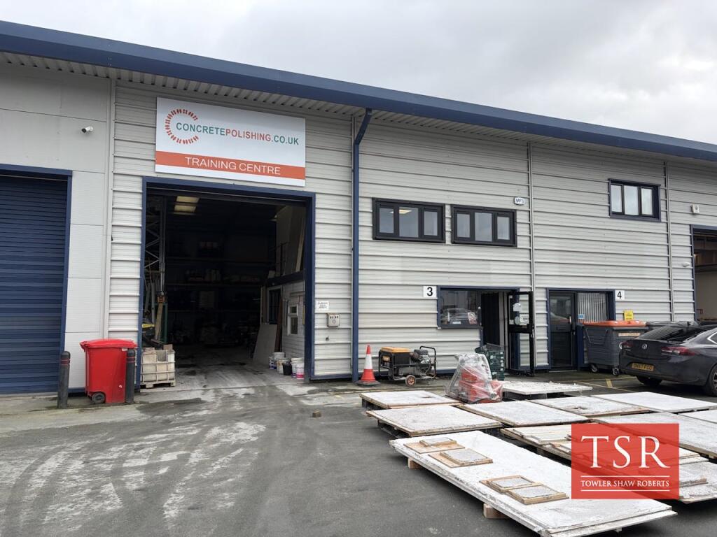 Main image of property: Unit 3, The Tradestop, Oswestry, SY10 8NU