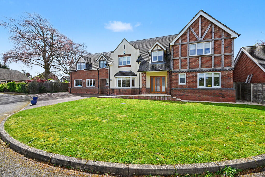 Main image of property: Silverdale Gardens, Hillmorton, Rugby