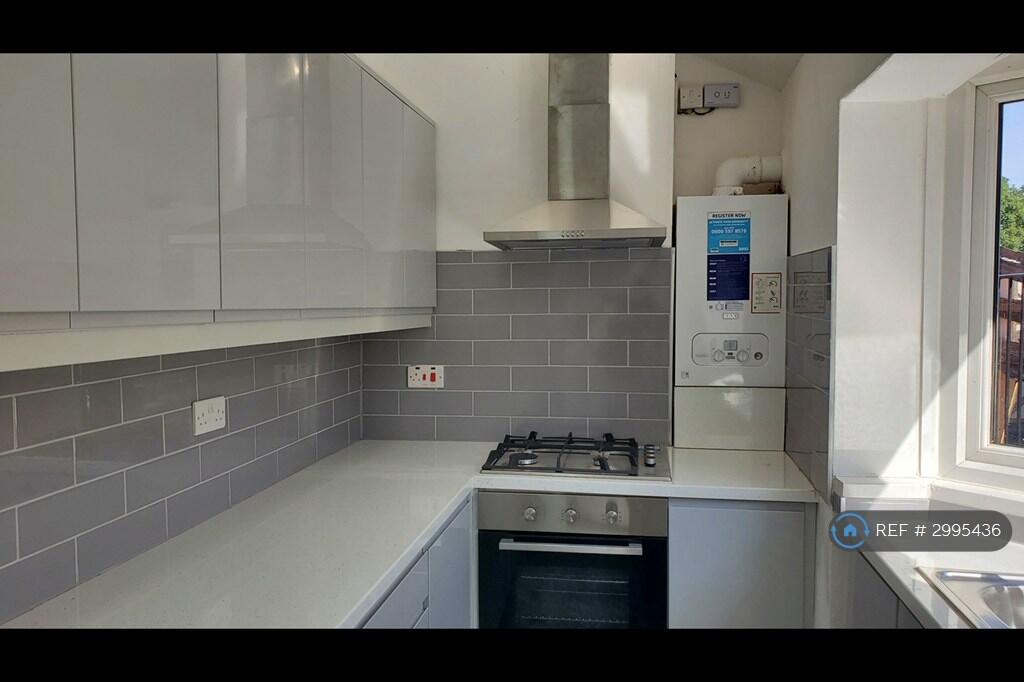 Alcester Road South, Birmingham, B14 photo 3