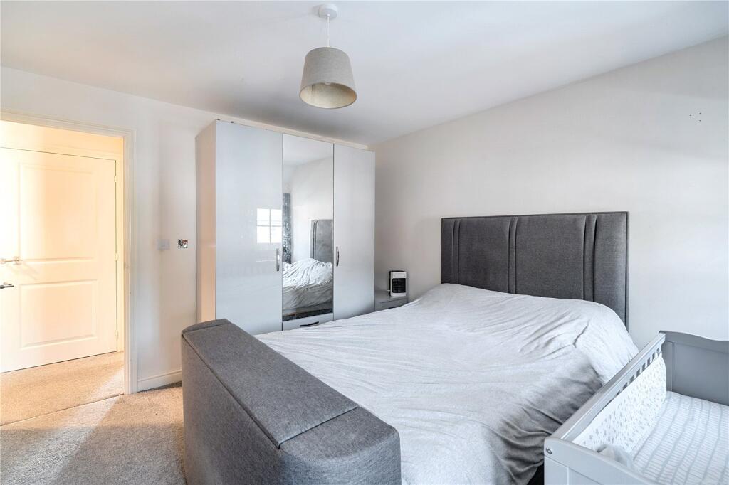 House in Stroud, Great Oldbury - View 5