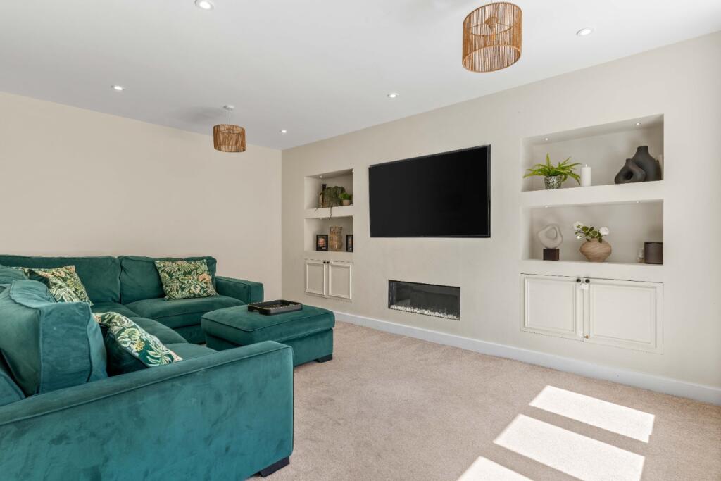 House in Chelmsford - More