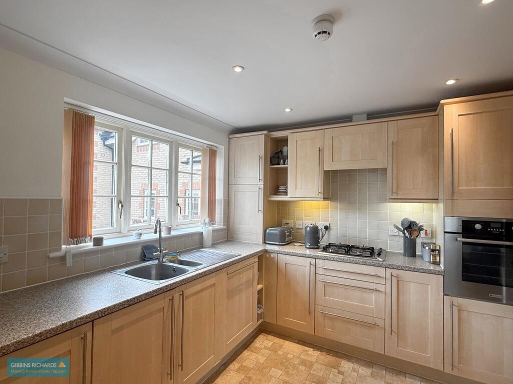 Apartment in Trull, Somerset - View 5