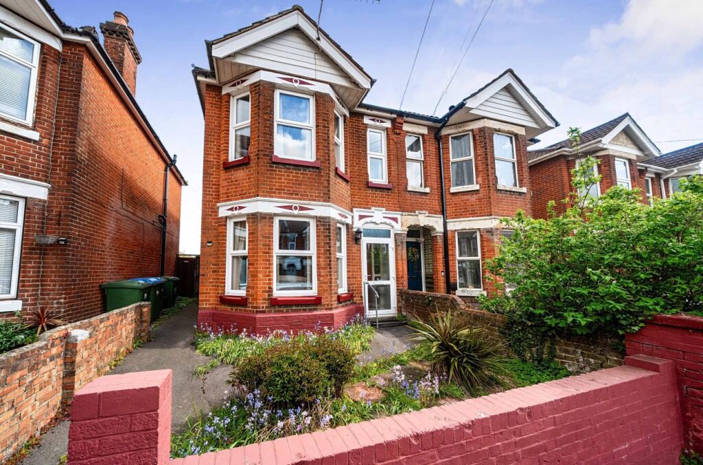 Main image of property: Rampart Road, Southampton, Hampshire