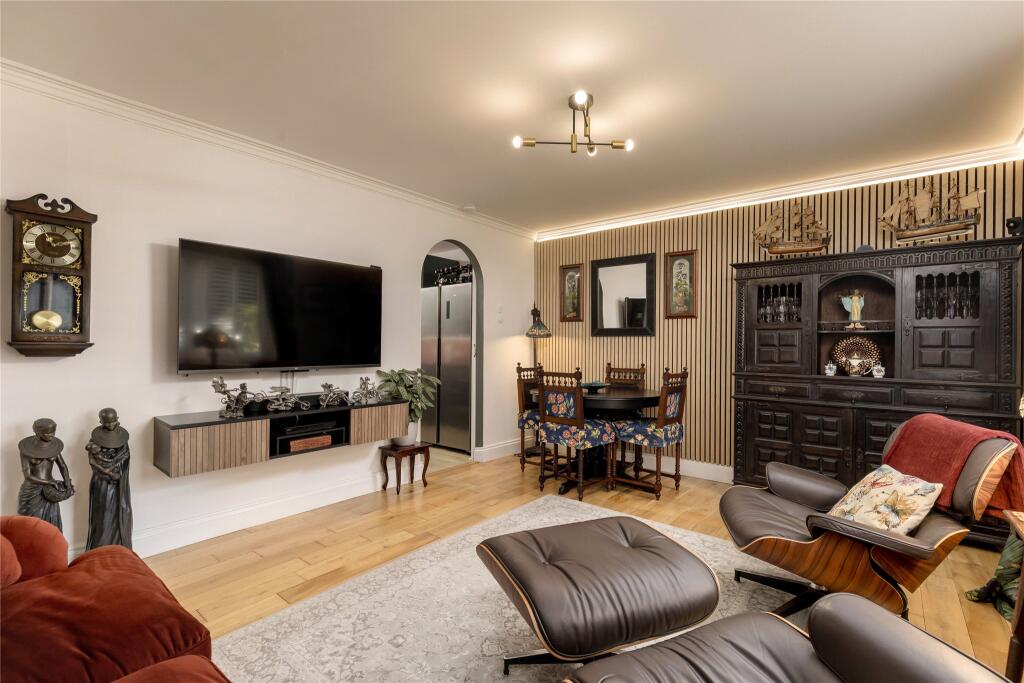 Sunbury Place, Edinburgh, Midlothian - View 5