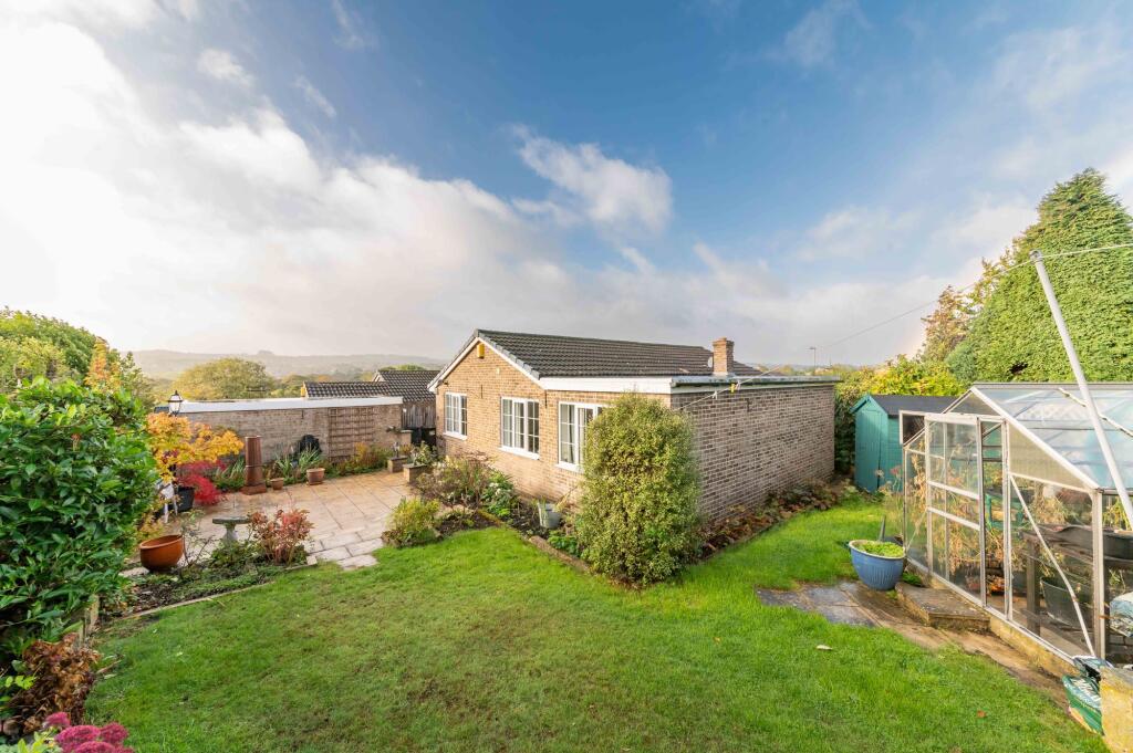 House in Huddersfield - View 2