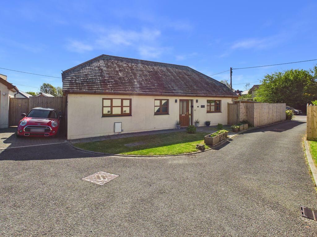 Main image of property: Lanner, Redruth - Beautifully presented
