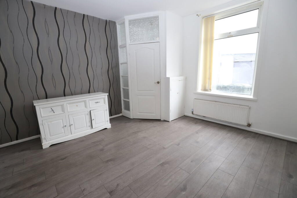 House in Oldham - View 5