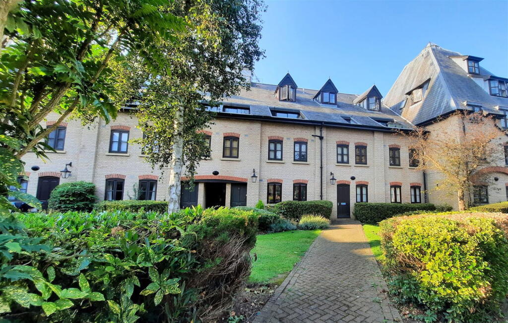 Main image of property: River Meads, Stanstead Abbotts