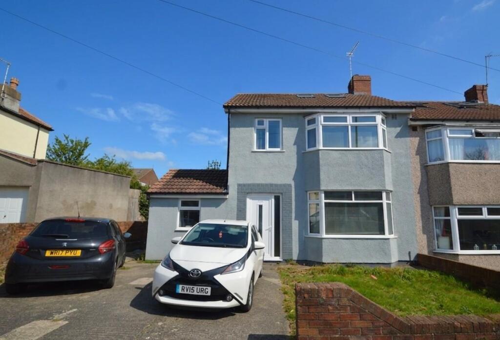 6 bedroom house for rent