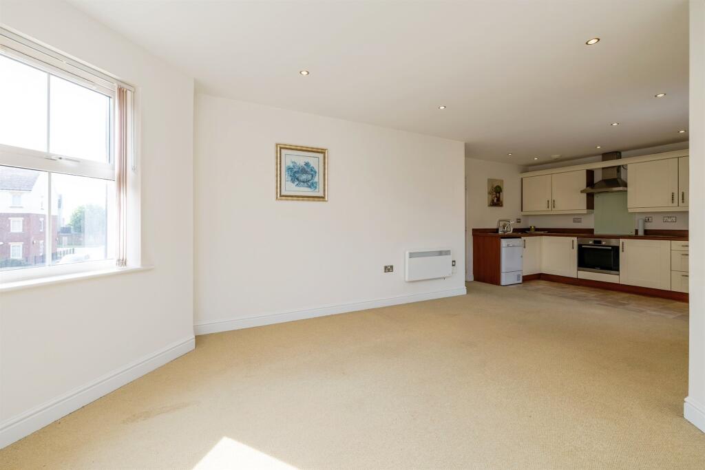Olsen Rise, Lincoln - View 4