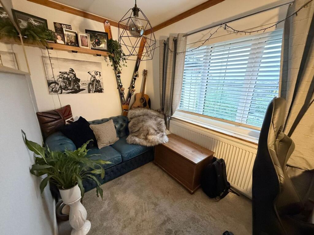 Additional image 17 of Glenview Grove, Nab Wood, Shipley, BD18