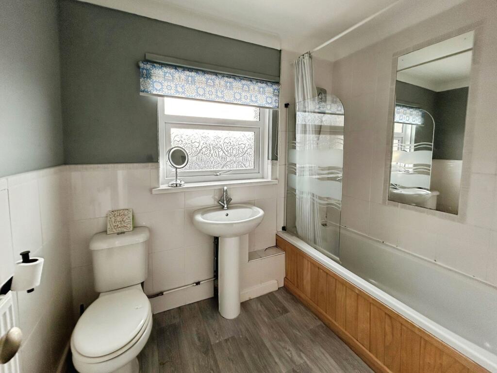 Apartment in Swansea, Tai-Bach - View 4