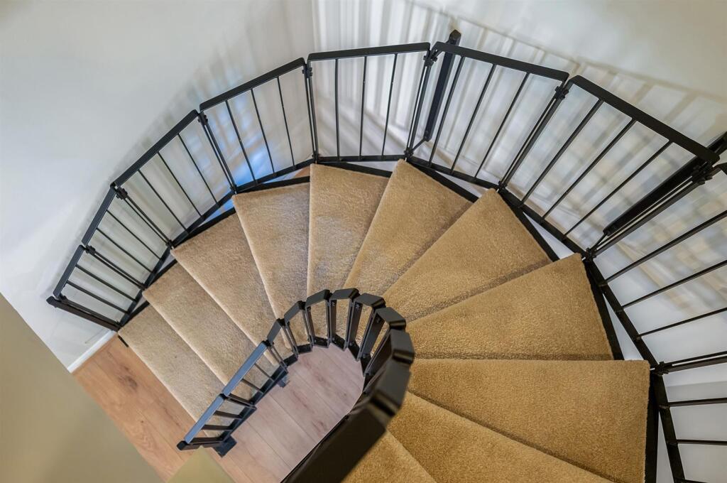 House in Reading - View 5