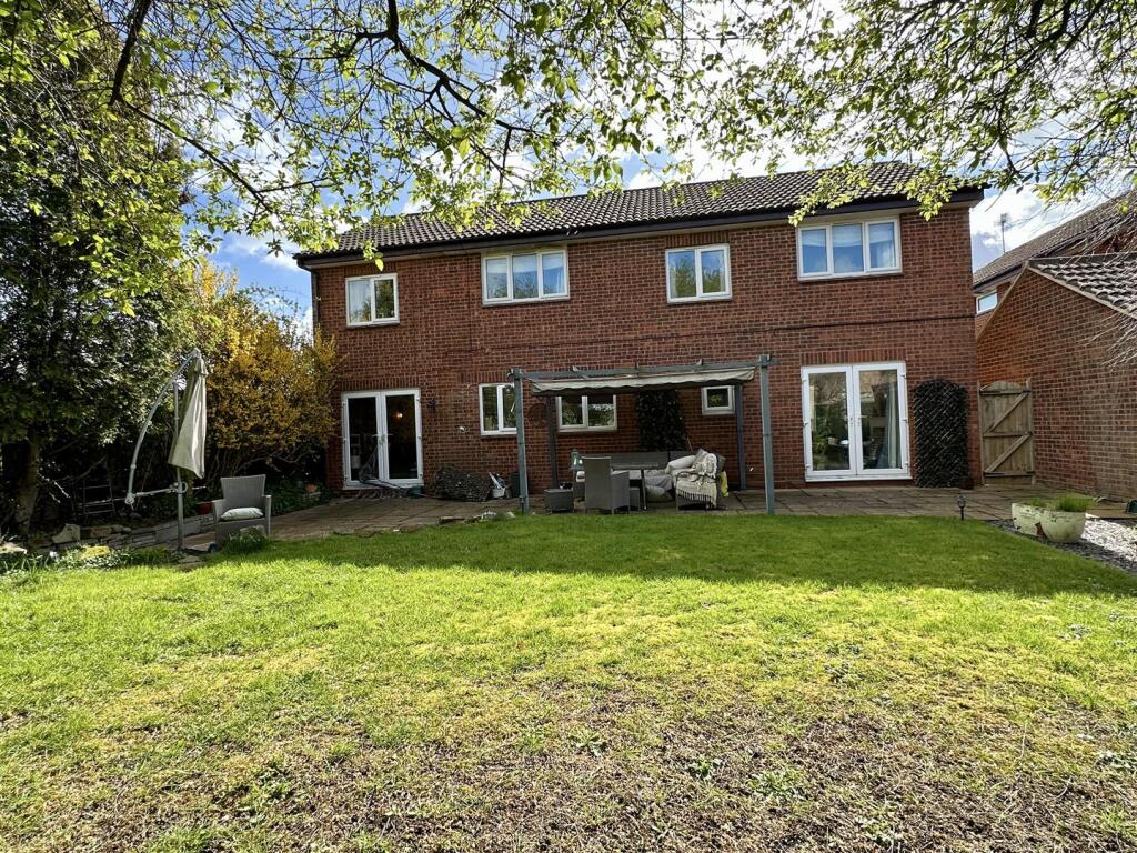 Additional image 32 of Wain Close, Alcester