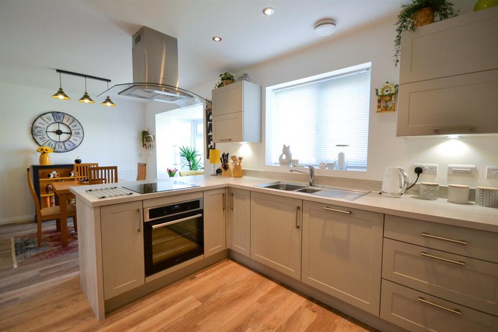 House in Newark and Sherwood, Bilsthorpe - View 3