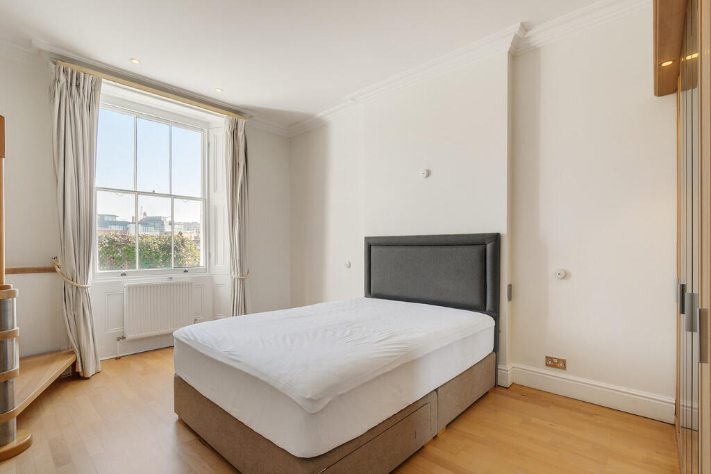 Apartment in London, Knightsbridge - View 5