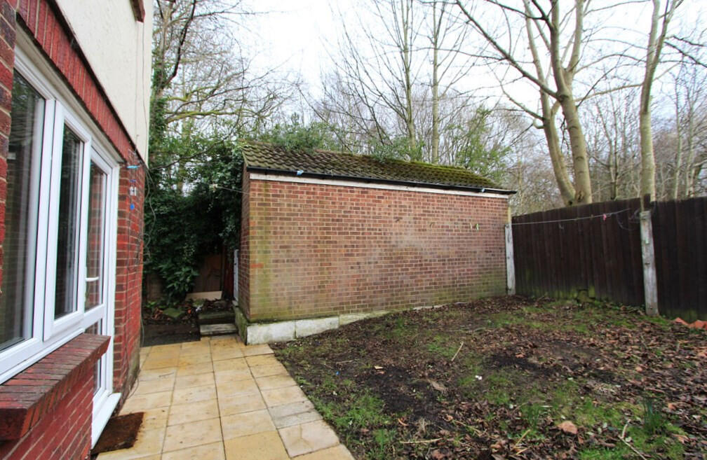 House in Manchester, Greater Manchester - More