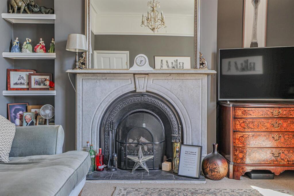 House in Dacorum, Hertfordshire - View 4