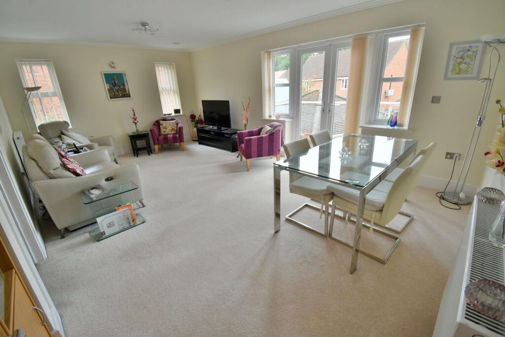 Apartment in Ferndown - View 3