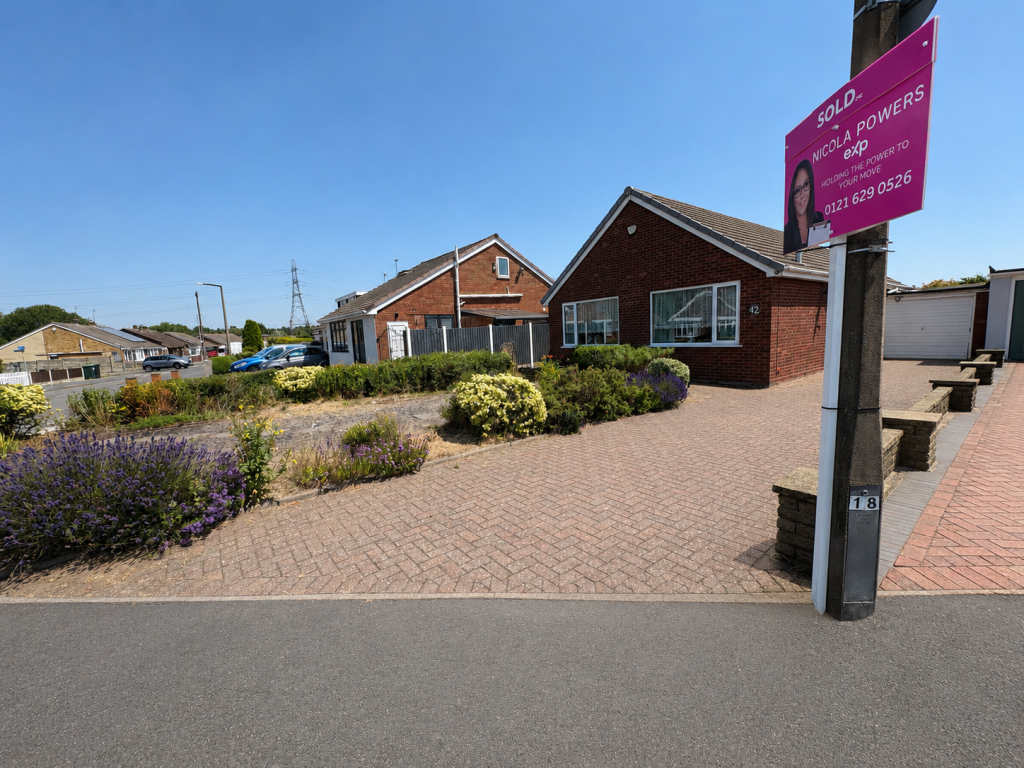 3-bed detached on Charlotte Road, Wednesbury, WS10 7NF, £280,000
