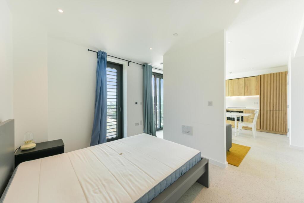 Studio apartment for rent