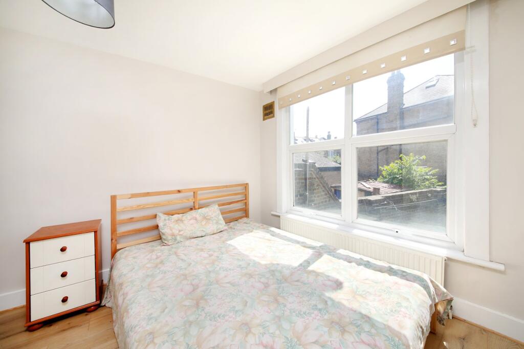 Main image of property: Lavender Hill,
Clapham Junction, SW11