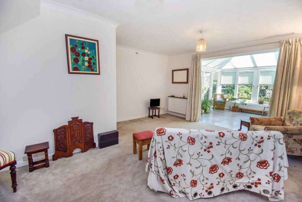 House in Slough - View 2