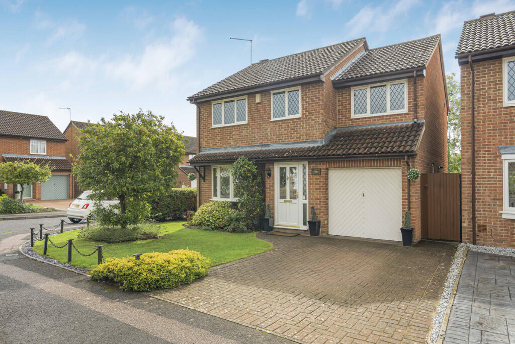 Main image of property: Kysbie Close, Abingdon, OX14