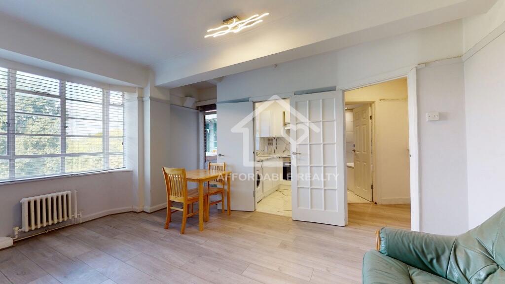Main image of property: Nightingale Lane, London, SW4