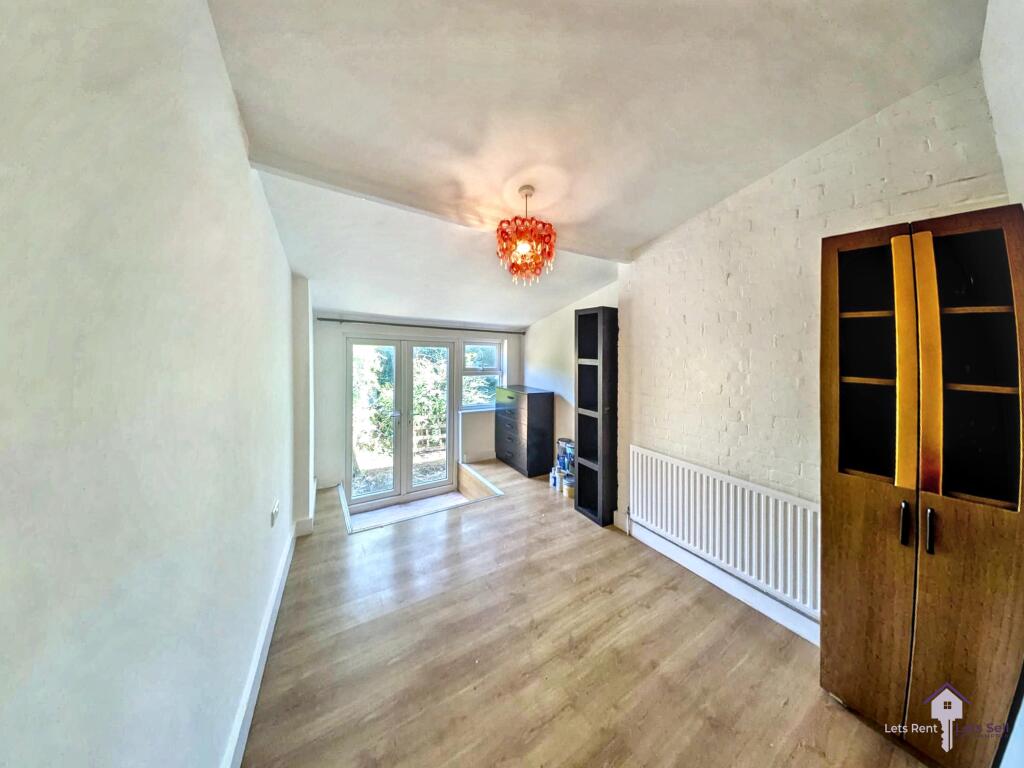 Main image of property: Portswood Road, SO17