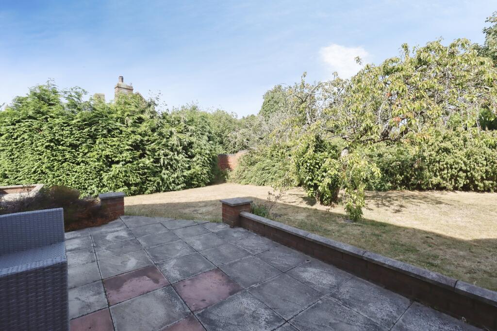 House in Telford, The Rock, Lawley and Overdale - View 4