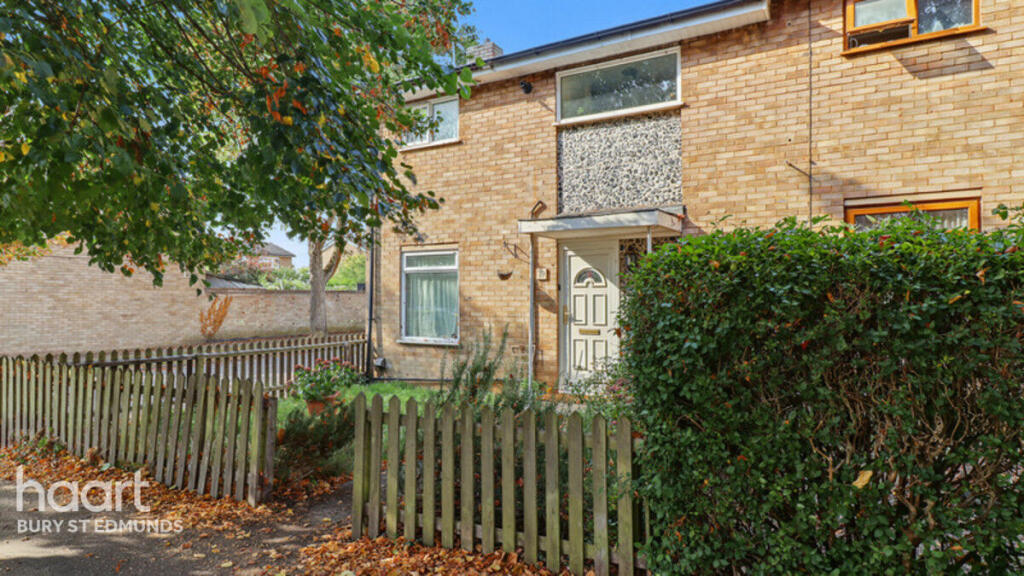 2-bed terraced on St Olaves Road, Bury St Edmunds, £220,000