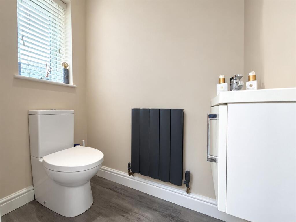 House in Nottingham - View 5