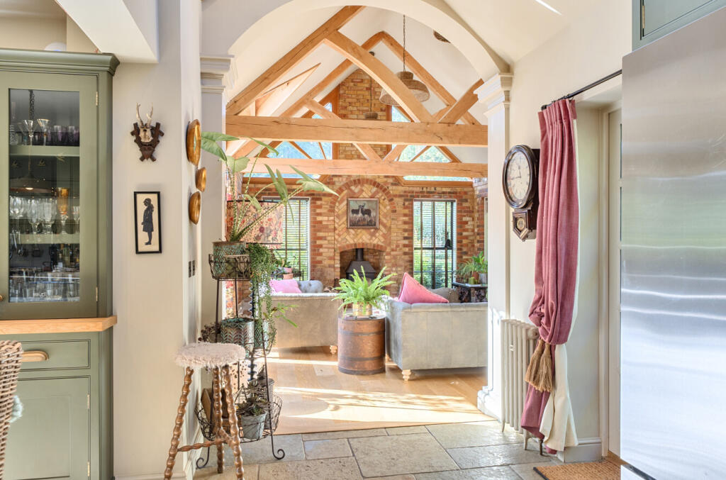 House in New Forest, Bramshaw - More