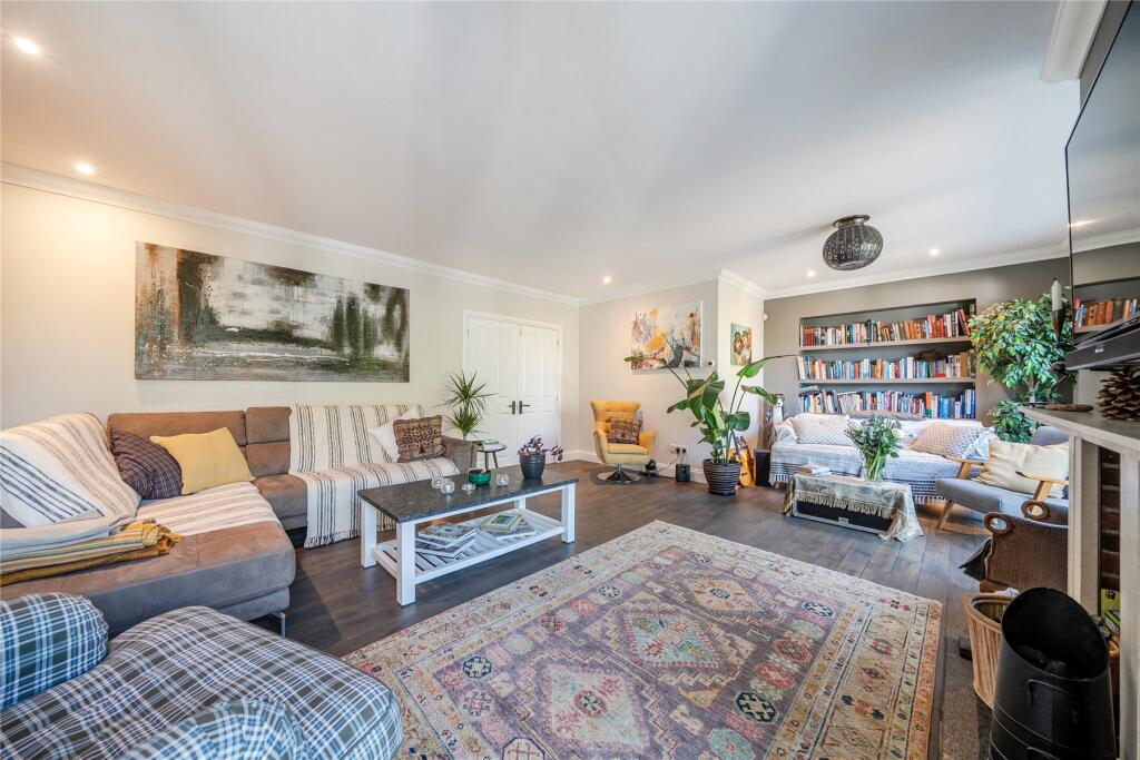House in London - View 4