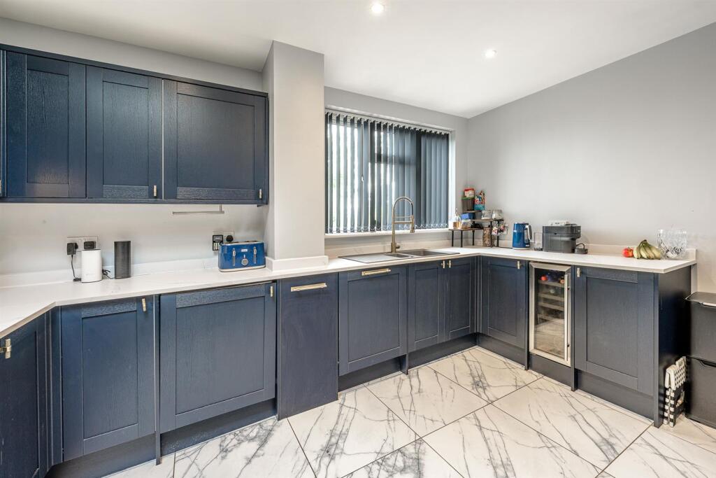 House in Dudley, Hawbush - View 5