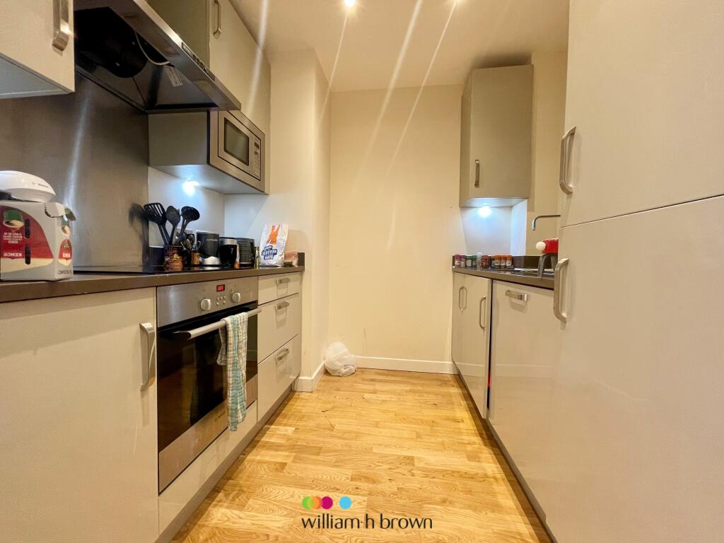 Apartment in Chelmsford - View 5
