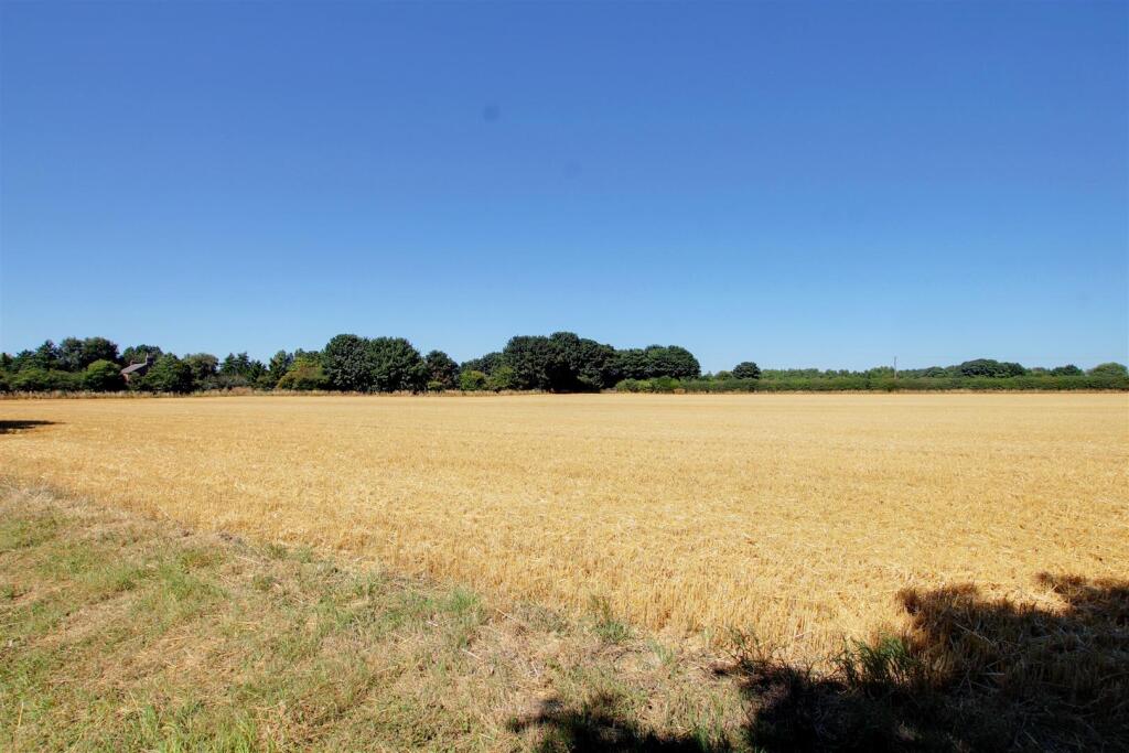 Bank End, North Somercotes, Louth photo 2