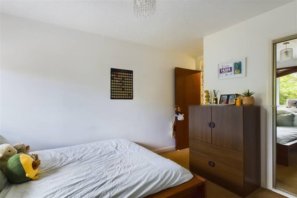 Apartment in Newcastle upon Tyne - View 5