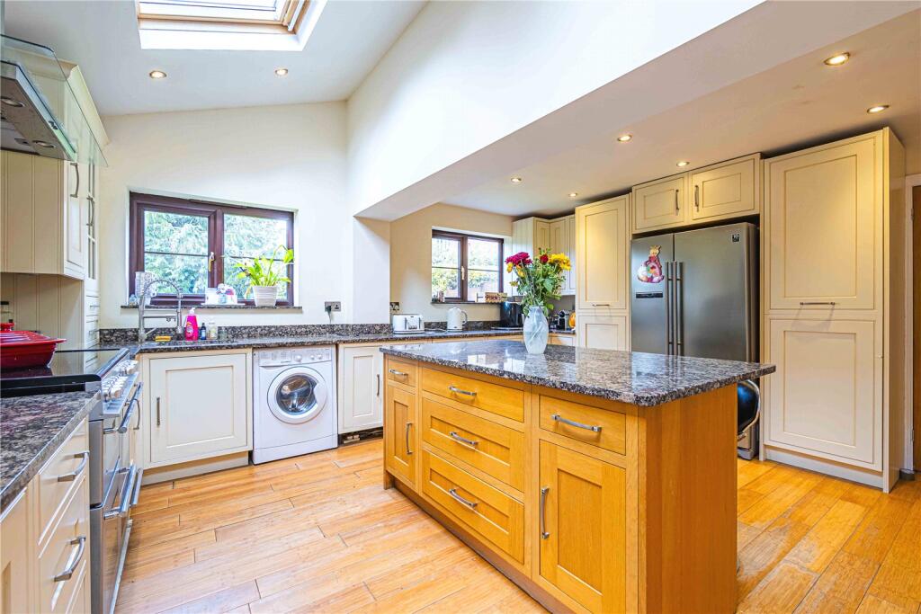 House in Dacorum, Chaulden - View 3