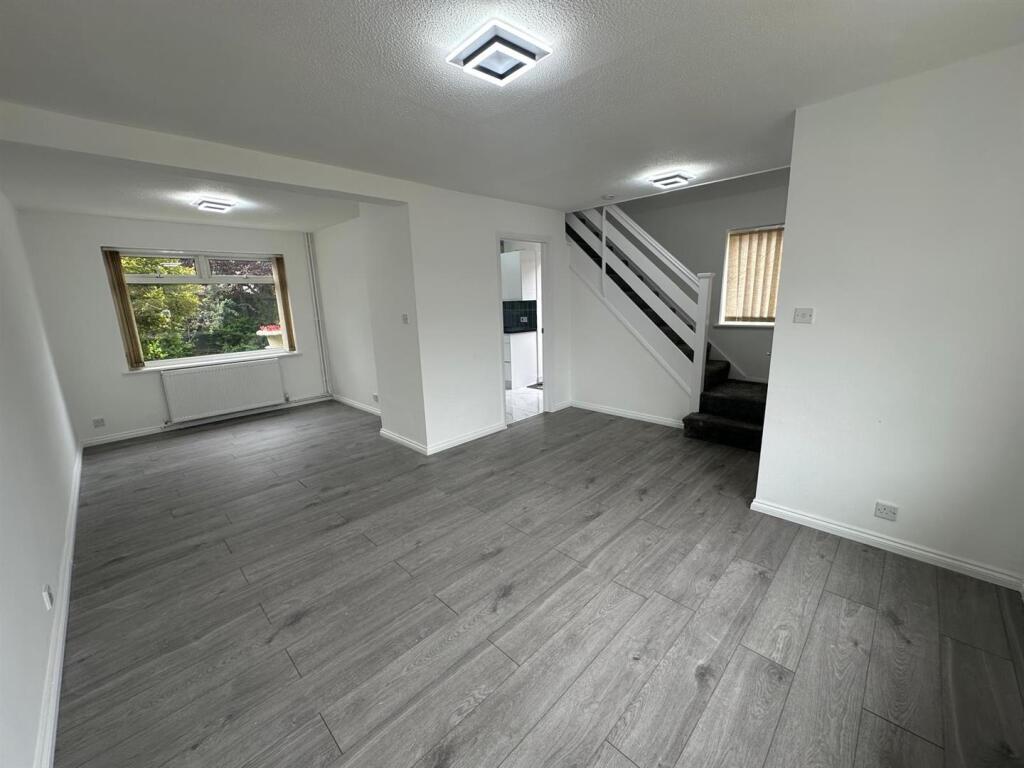 House in Mid Suffolk, Stowmarket - View 2