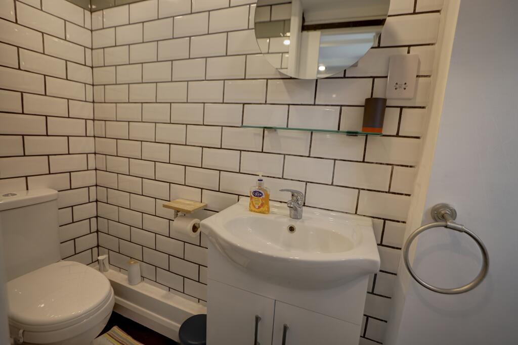 House in Hinderwell, Port Mulgrave - More
