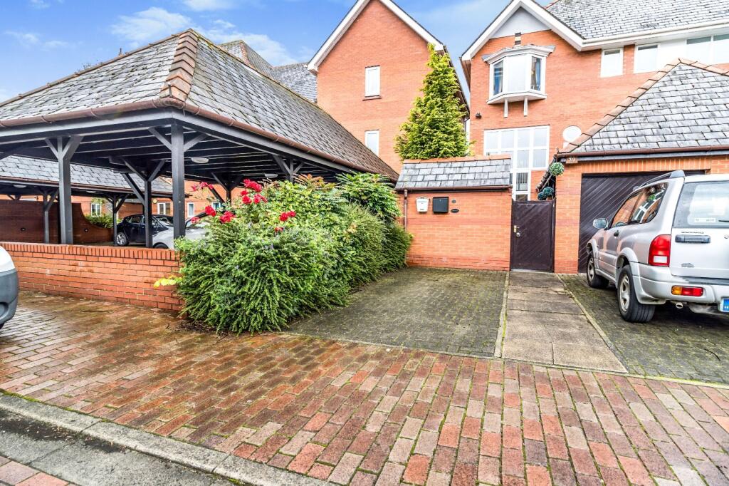 Main image of property: St. Lawrence Quay, Salford, Greater Manchester, M50