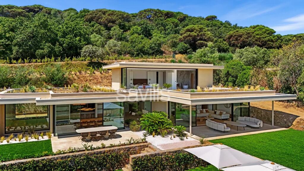 Main image of property: Provence-Alps-Cote d`Azur, Var, Ramatuelle